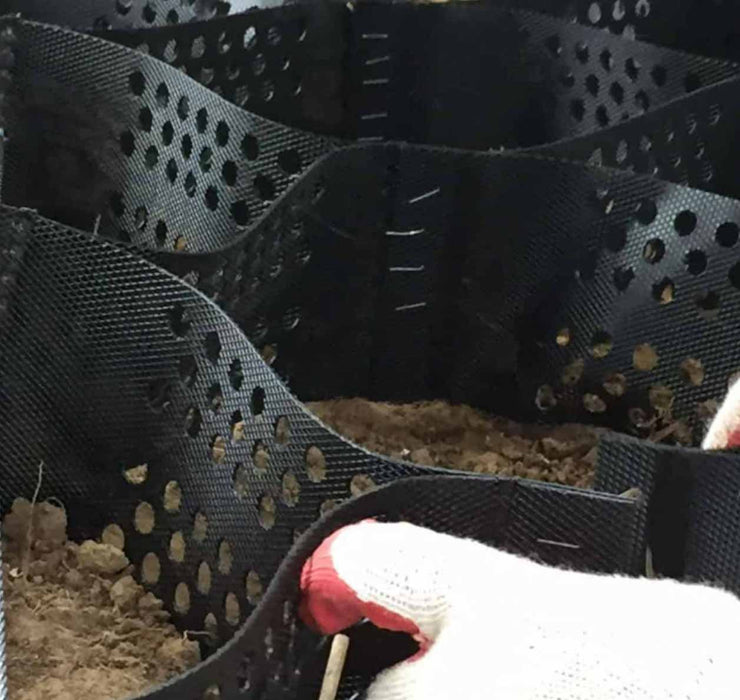 Slope Stabilization Grid - 4" - SlopeGrid