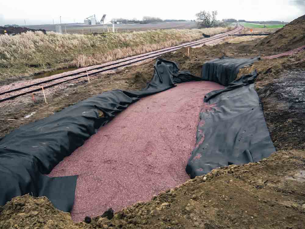 Oregon ODOT - 02320-4 - Subgrade / Separation Geotextile - Woven - 15' x 300' Roll - HP370