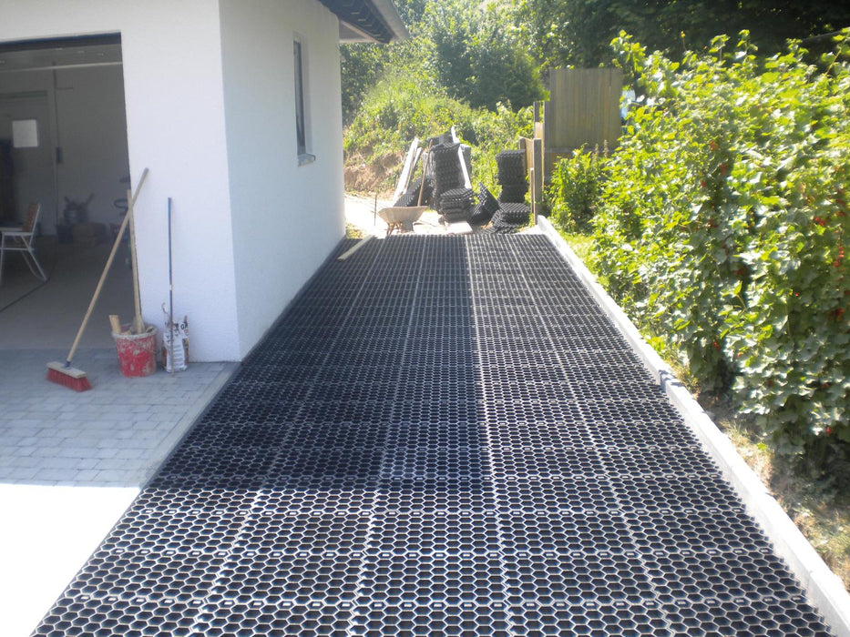 Footing grid installed on side yard