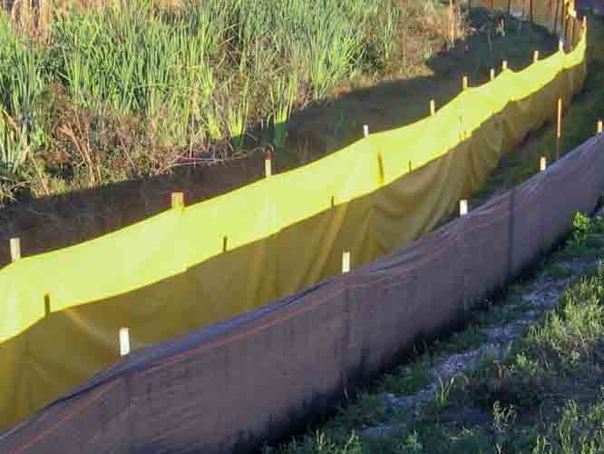 Staked Turbidity Barrier – 44.5” x 100’