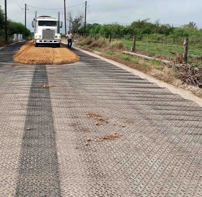 Tensar H-Series HX 5.5 Geogrid 12.5' x 328’