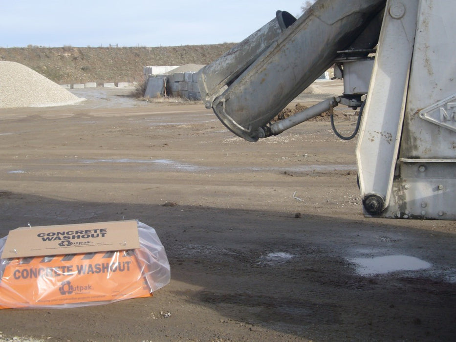 Corrugated Concrete Washout Pan - Outpak 4' X 4' X 14"
