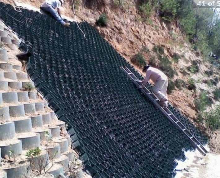 Slope Stabilization Grid - 4
