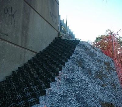 Slope Stabilization Grid - 6" - SlopeGrid